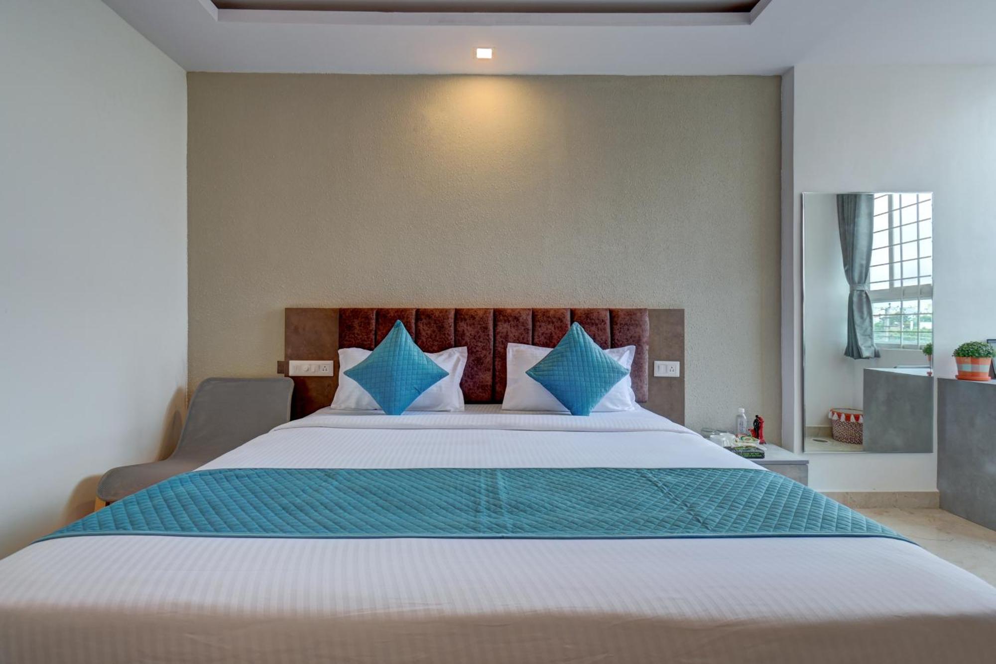 Hotel Cloud 9 Luxury Stay Mysore Exterior foto
